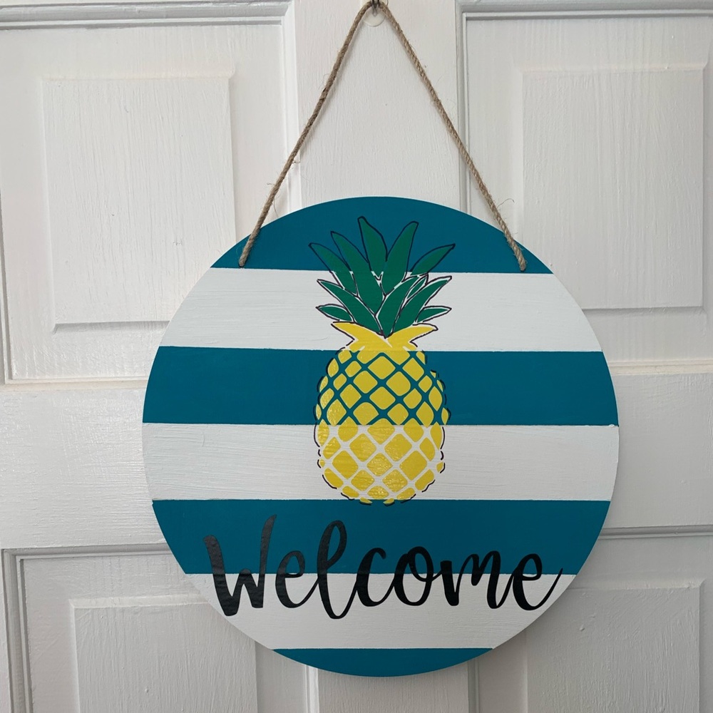 Hand made Welcome sign